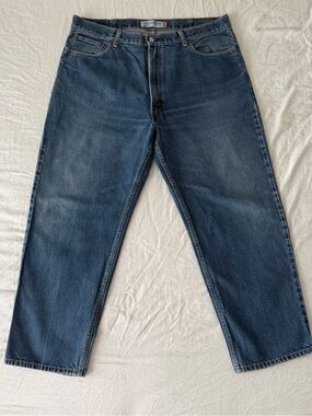 Levi's 550 Medium Wash 42x30 Relaxed-Fit Men's Jeans